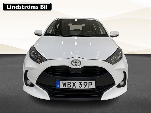 Toyota Yaris 8 of 20