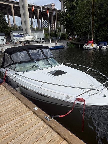 SEA RAY 230 overnighter 10 of 14
