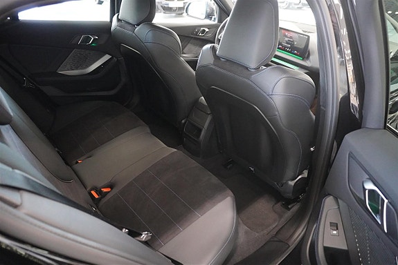 BMW 120 16 of 18