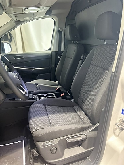 Volkswagen Caddy 10 of 15