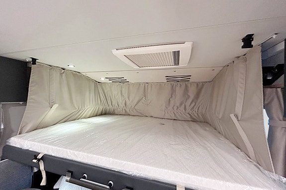 Knaus L!VE I 700 MEG 180hk AUTOMAT LÅNGBÄDDAR ALDE 30 of 30