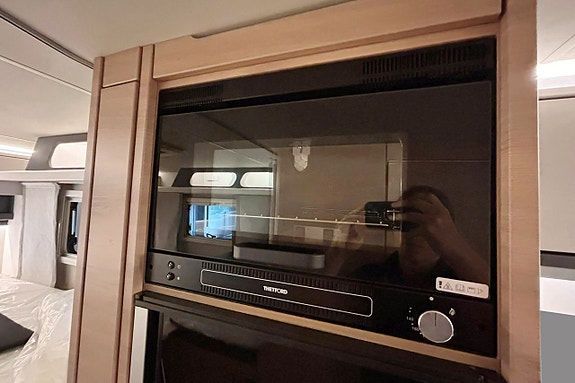 Knaus L!VE I 700 MEG 180hk AUTOMAT LÅNGBÄDDAR ALDE 13 of 30