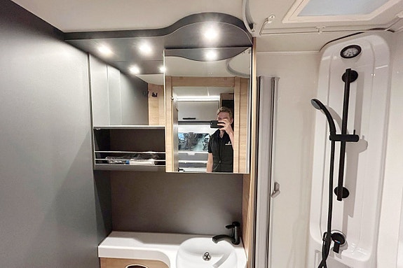 Knaus L!VE I 700 MEG 180hk AUTOMAT LÅNGBÄDDAR ALDE 19 of 30