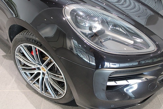 Porsche Macan GTS 8 of 17