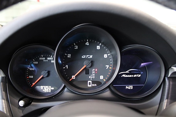Porsche Macan GTS 11 of 17