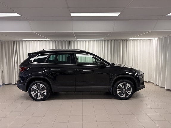 Skoda Karoq 2 of 5