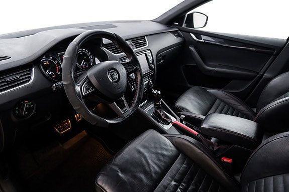Skoda Octavia RS 11 of 24