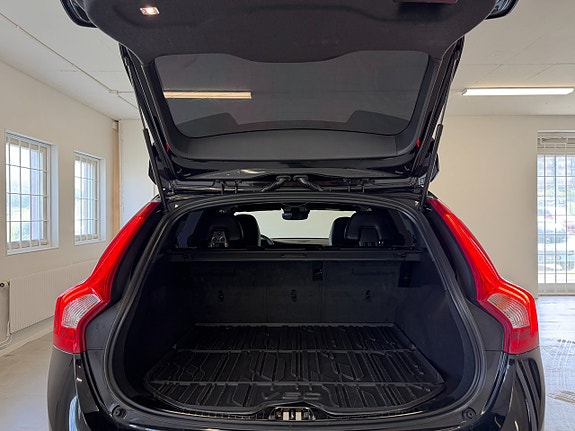 Volvo V60 20 of 28