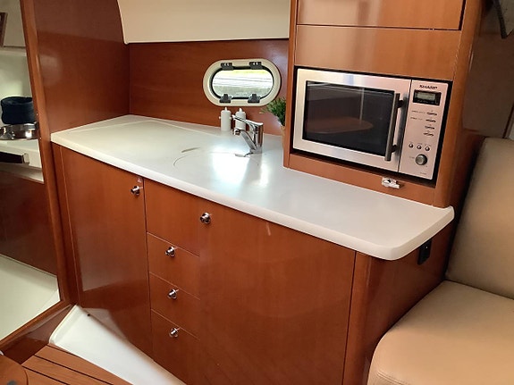Jenneau 30S Prestige 2007 10 of 12