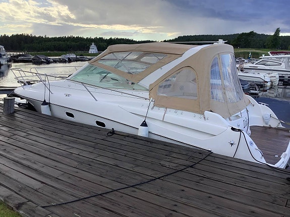 Jenneau 30S Prestige 2007 4 of 12