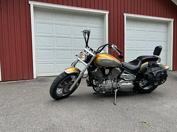 Yamaha XVS1100A 3 of 5