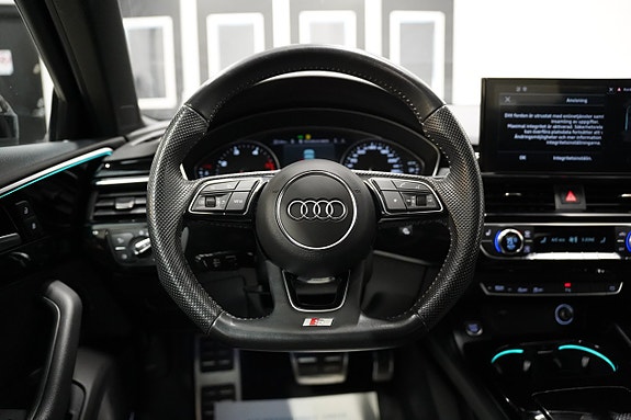 Audi A4 16 of 27