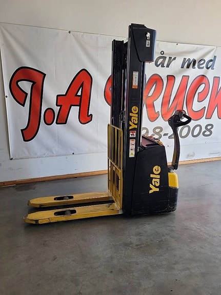 Yale MS12. Ledstaplare 1200kg 3430mm 2 of 2