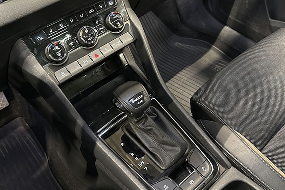 Skoda Karoq 19 of 27