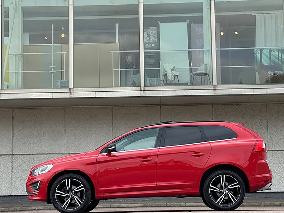 Volvo XC60 2 of 5