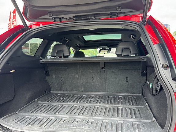 Volvo XC60 15 of 16