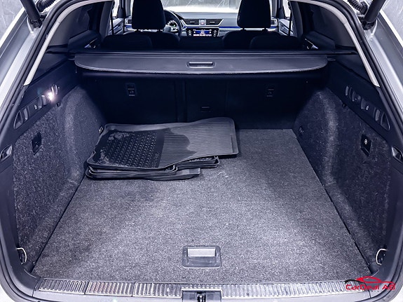Skoda Superb 17 of 30
