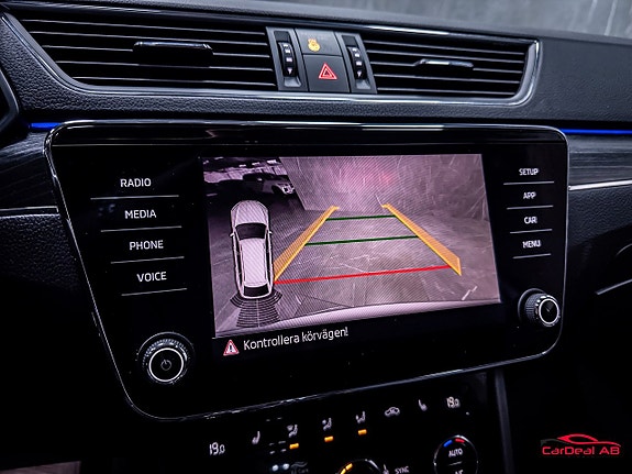 Skoda Superb 26 of 30