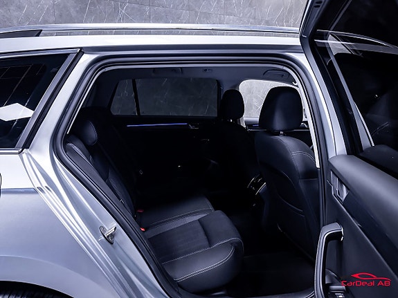 Skoda Superb 16 of 30