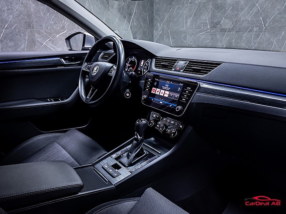 Skoda Superb 13 of 30