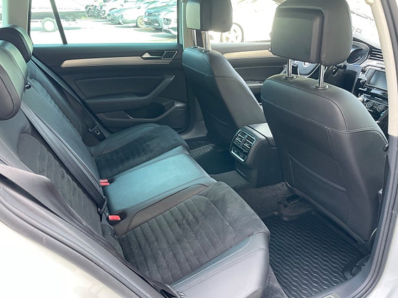 Volkswagen Passat 5 of 5