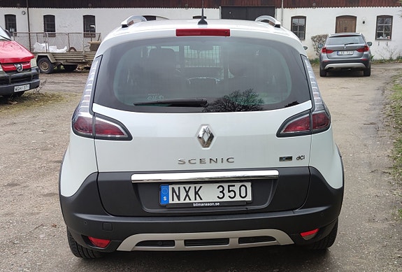 Renault Scenic XMod 3 of 5