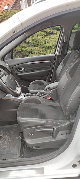 Renault Scenic XMod 7 of 7