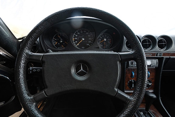 Mercedes-Benz SLR 21 of 28