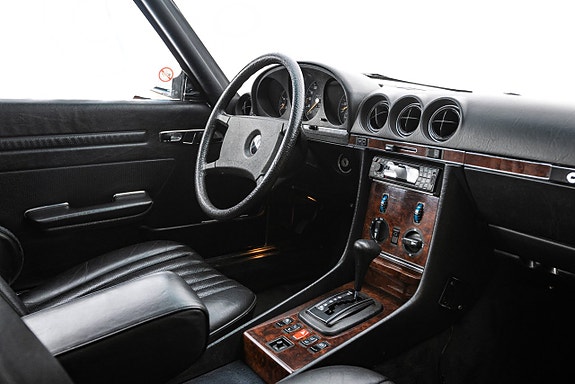 Mercedes-Benz SLR 20 of 28
