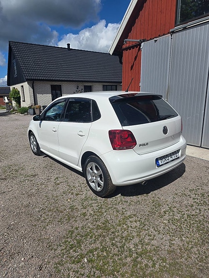 Volkswagen Polo 3 of 5