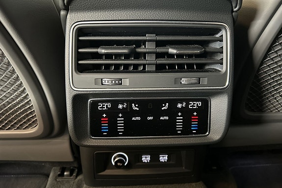 Audi Q8 19 of 30