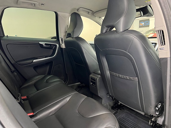 Volvo XC60 29 of 29