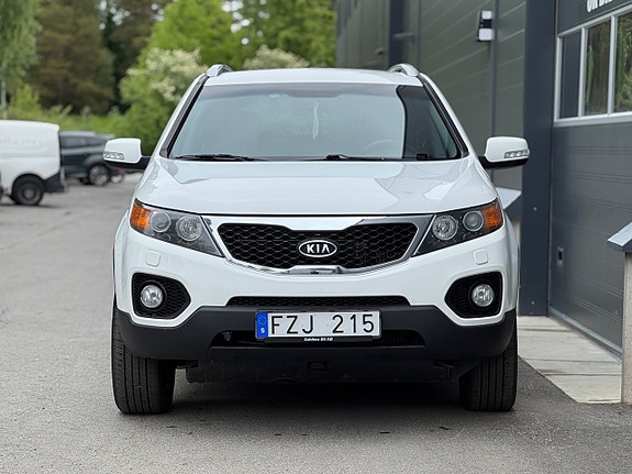 Kia Sorento 2 of 5