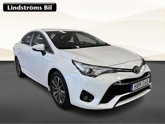 Toyota Avensis 3 of 5