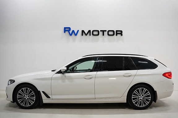 BMW 520d 3 of 5