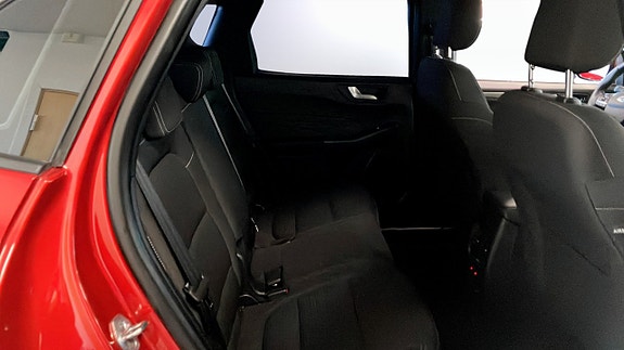 Ford Kuga 5 of 5