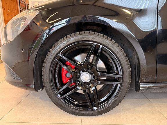 Mercedes-Benz CLA250 22 of 23