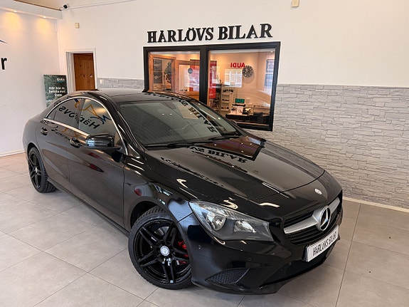 Mercedes-Benz CLA250 8 of 23