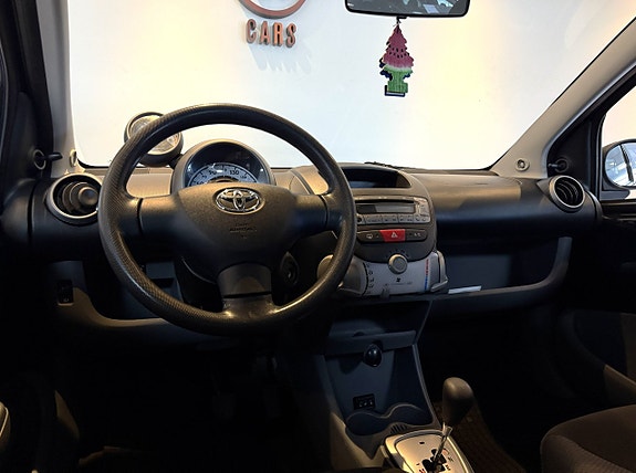 Toyota Aygo 10 of 15