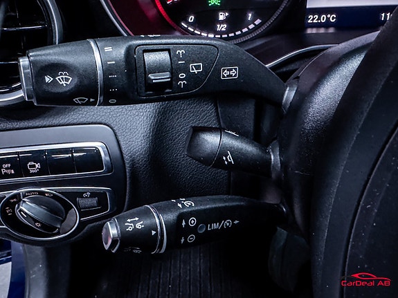 Mercedes-Benz C350 26 of 30