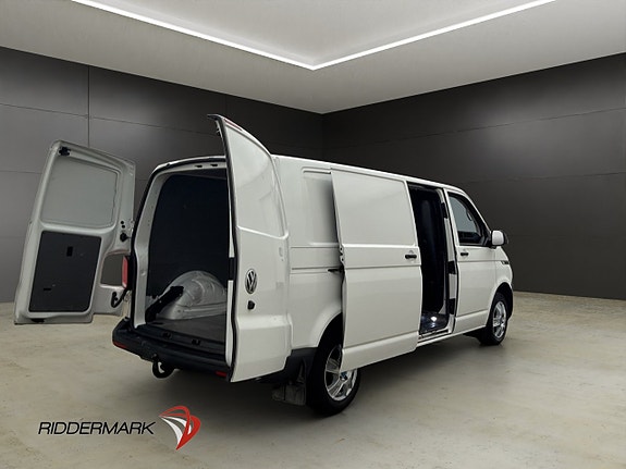 Volkswagen Transporter 12 of 30