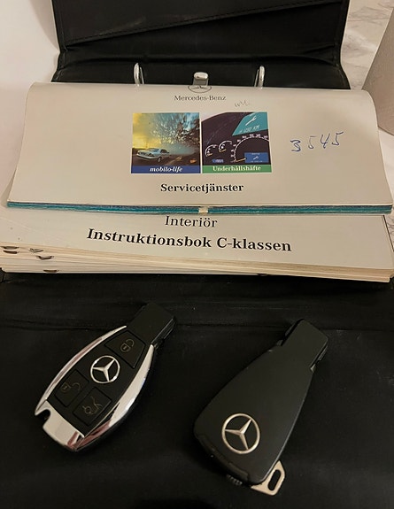 Mercedes-Benz C180 30 of 30