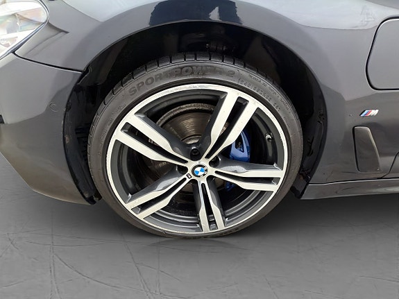 BMW 530e 29 of 30