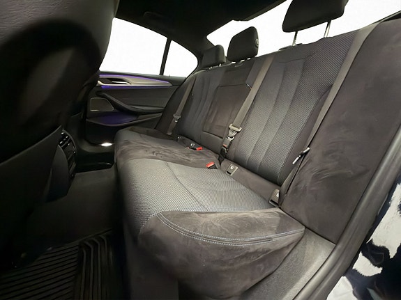 BMW 530e 11 of 30