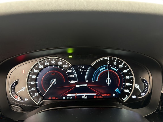 BMW 530e 16 of 30