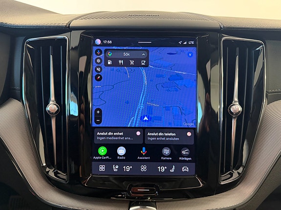 Volvo XC60 12 of 27