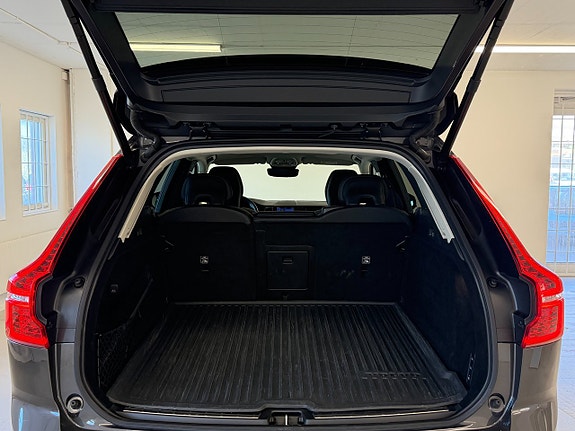Volvo XC60 17 of 27