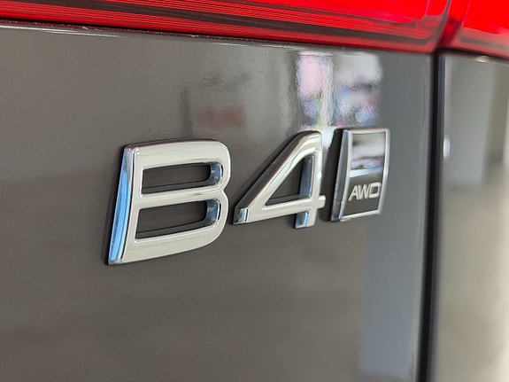 Volvo XC60 6 of 27