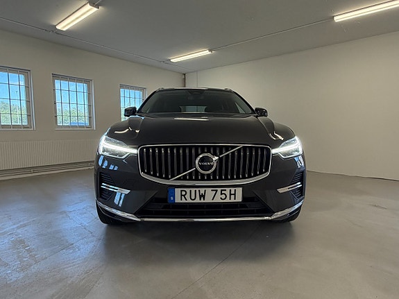 Volvo XC60 11 of 27