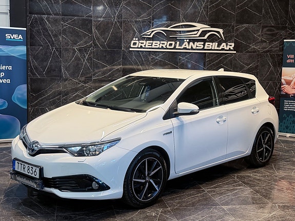 Toyota Auris 4 of 23